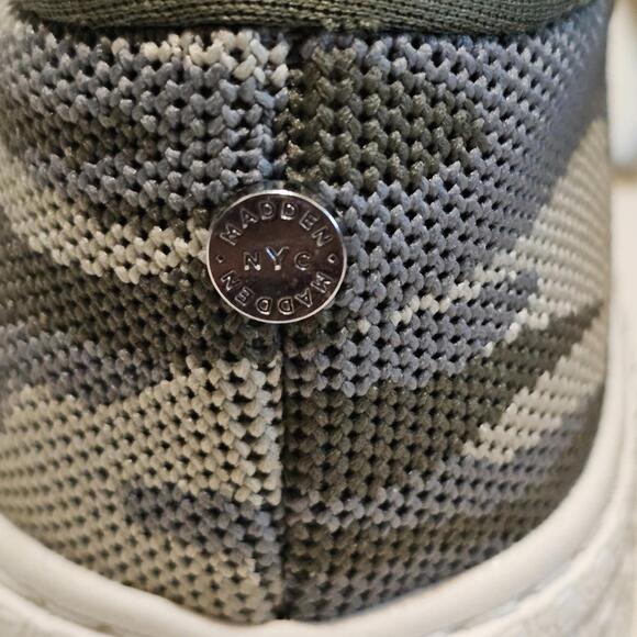 Madden NYC Womens Glycerine Sneakers Camo 8W NWT - Picture 7 of 9